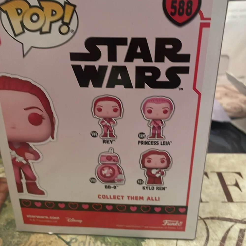 Funko Pop Rey - Picture 3 of 4
